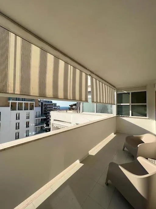 Faro Sul Mare Luxury Apartment - Zona Fiera Bari